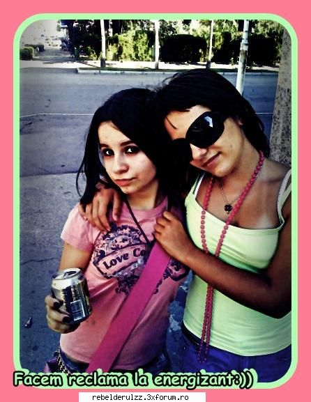npk..si mi se apre ca ultimad e acum are ceva buza ai ceva rosu...e misto aveam o buba... :x  :x  :x