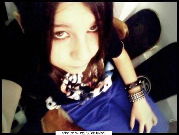 love poza asta raluk says : love bill